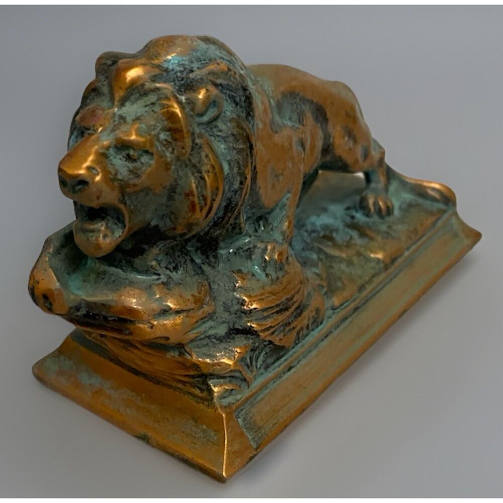 Vintage Brass/Bronze Tone Lion Figure Paperweight International Lions Club Award